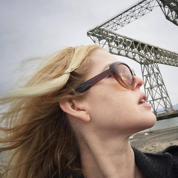 Meet your Posher, Marcia - Picture 1 of 1